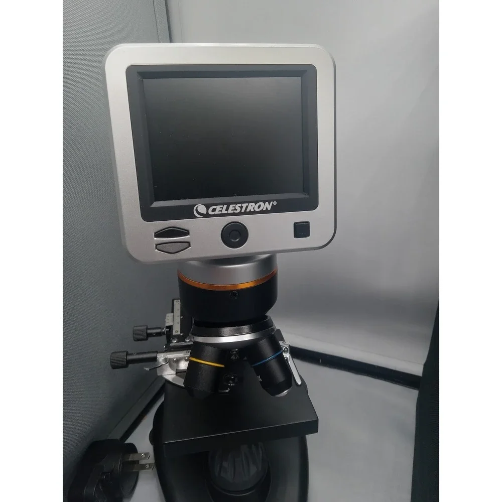 Celestron LCD Deluxe Digital Microscope II No Instructions Nice With Sd Card